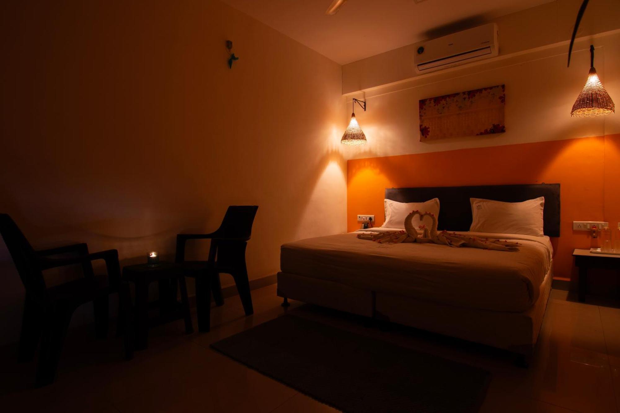 Flora Ecostay Resort And Spa 罗纳瓦拉 外观 照片
