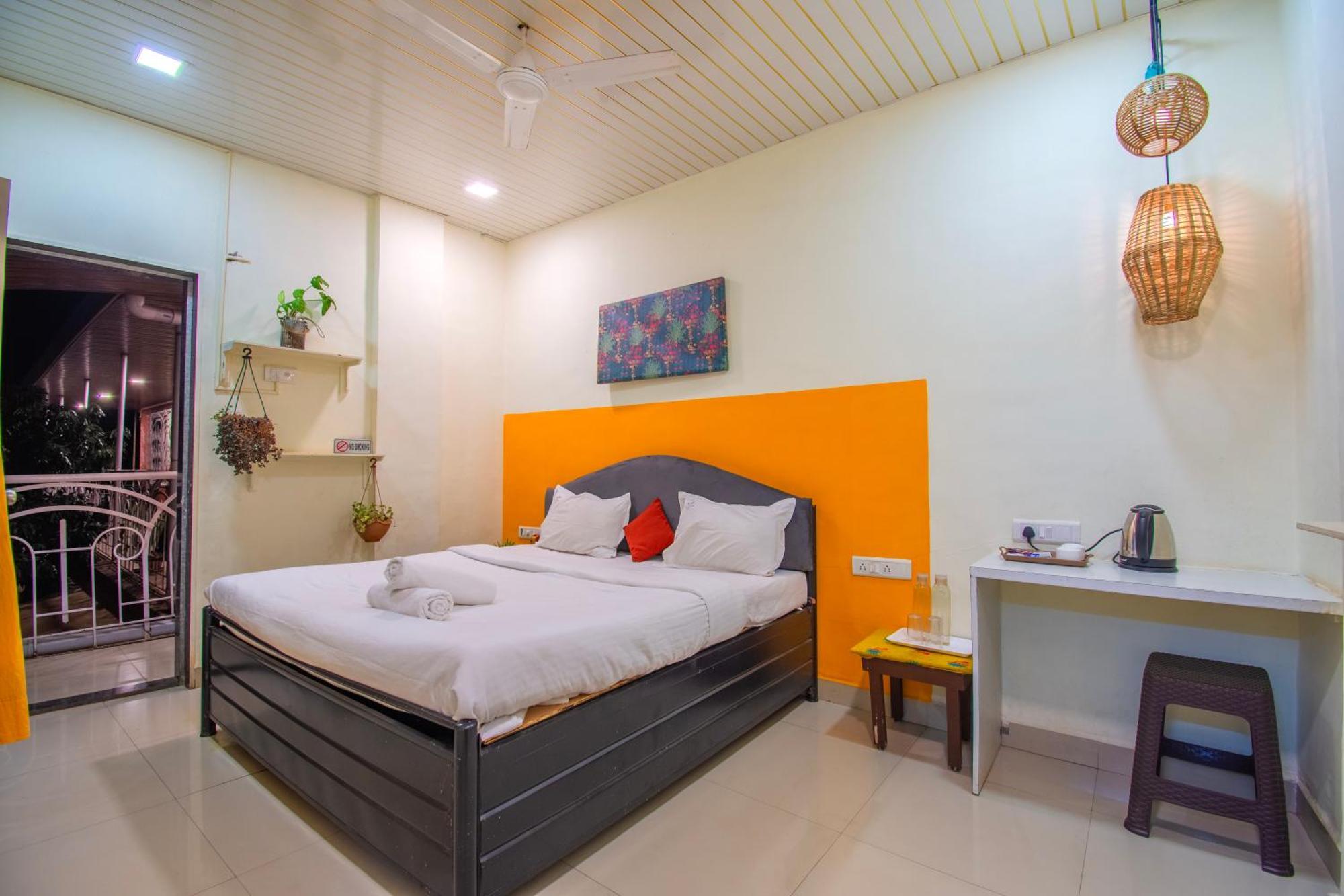 Flora Ecostay Resort And Spa 罗纳瓦拉 外观 照片