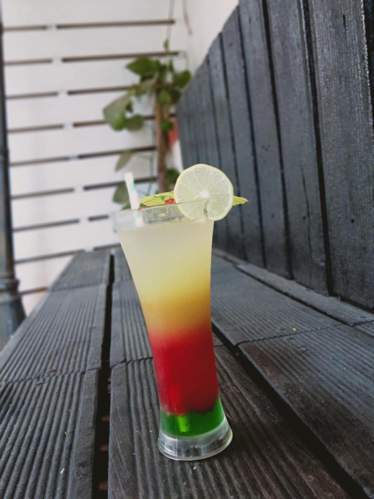 Flora Ecostay Resort And Spa 罗纳瓦拉 外观 照片